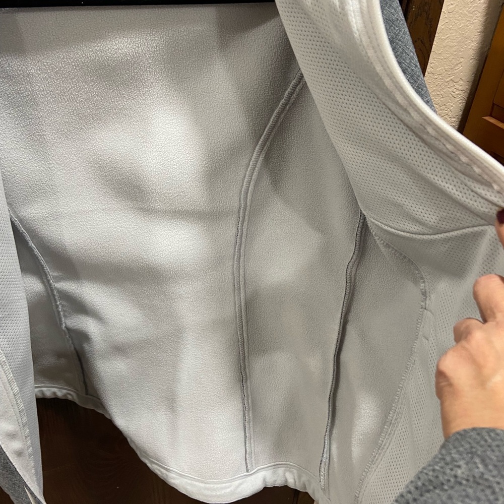 Nice Size small Kirkland jacket - Picture 7 of 12